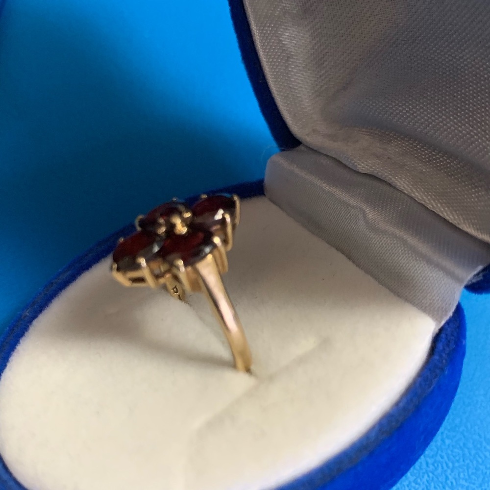 14k gold Ruby ring